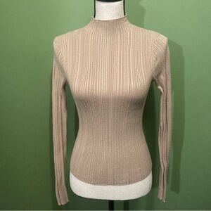 Dynamite Ribbed Knit Top in tan/Brown